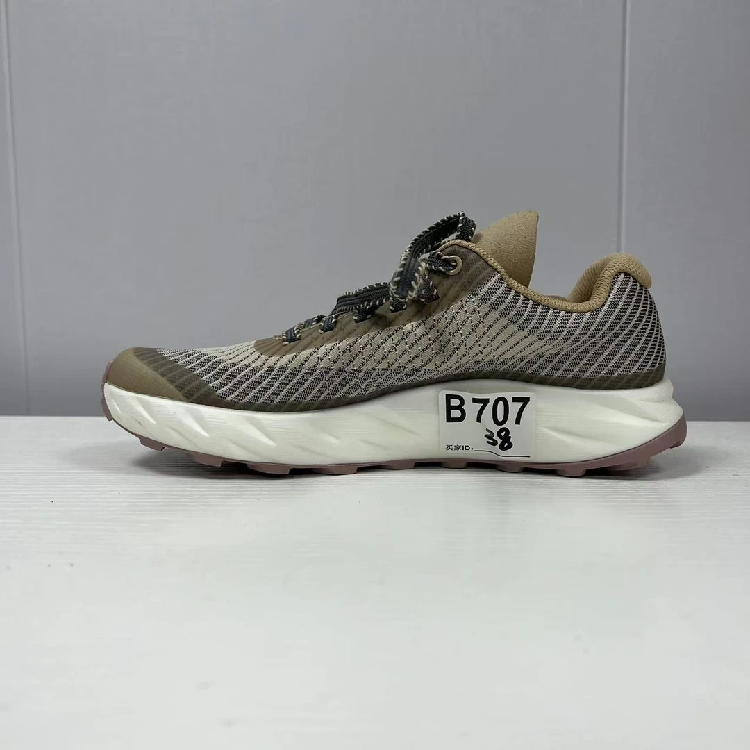 3-新款户外运动百搭休闲鞋 B707