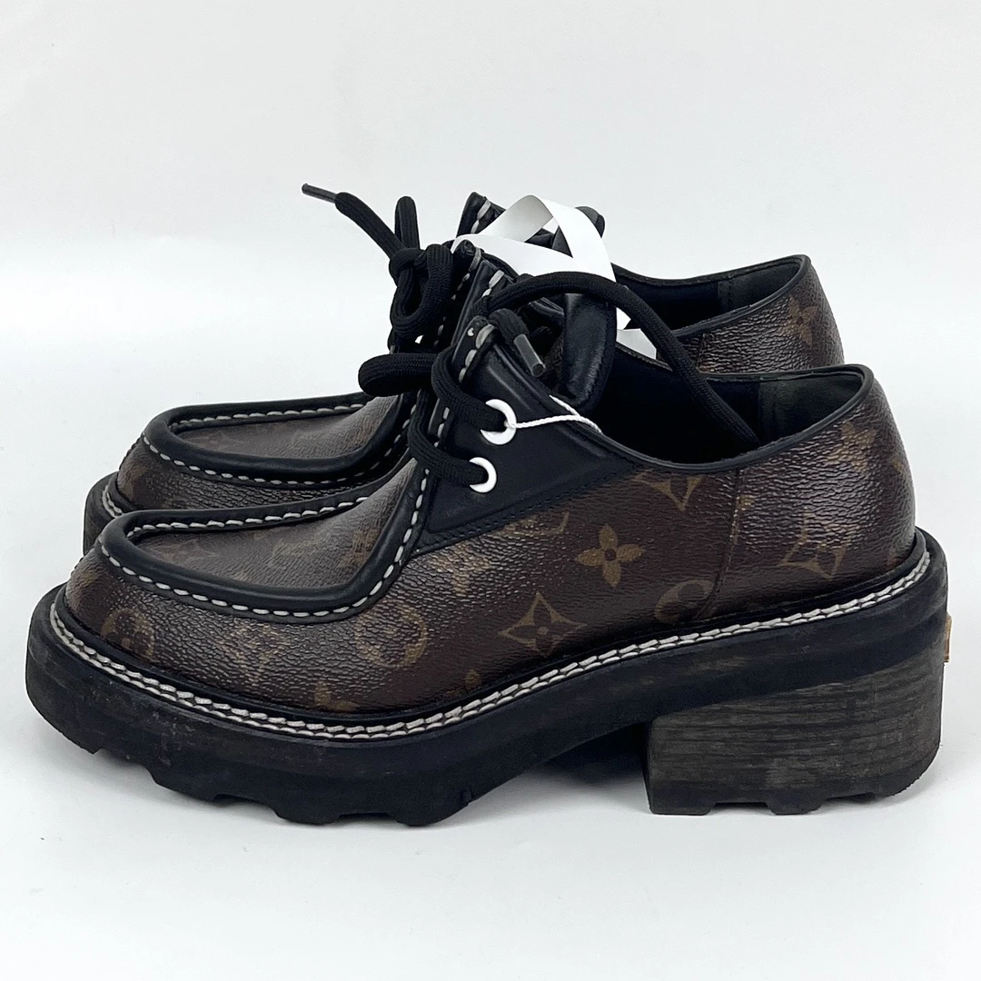 95新 LouisVuitton/路易威登 37码 黑色印花乐福鞋 xz0450