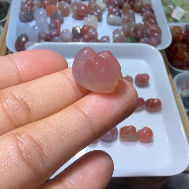 和田玉未镶嵌珠宝半成品山**泉