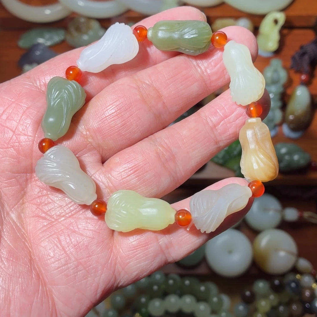 和田玉未镶嵌手串