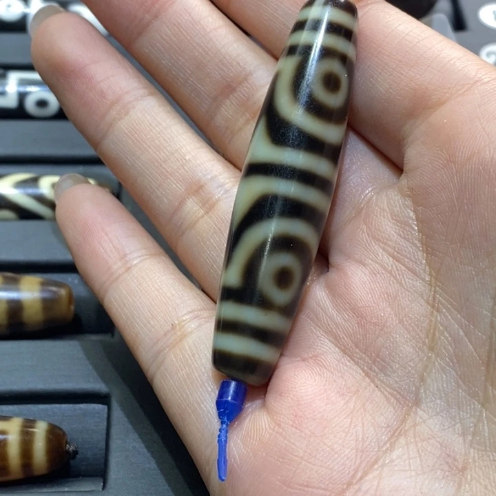 富***庭玛瑙/玉髓（覆膜）未镶嵌颈饰