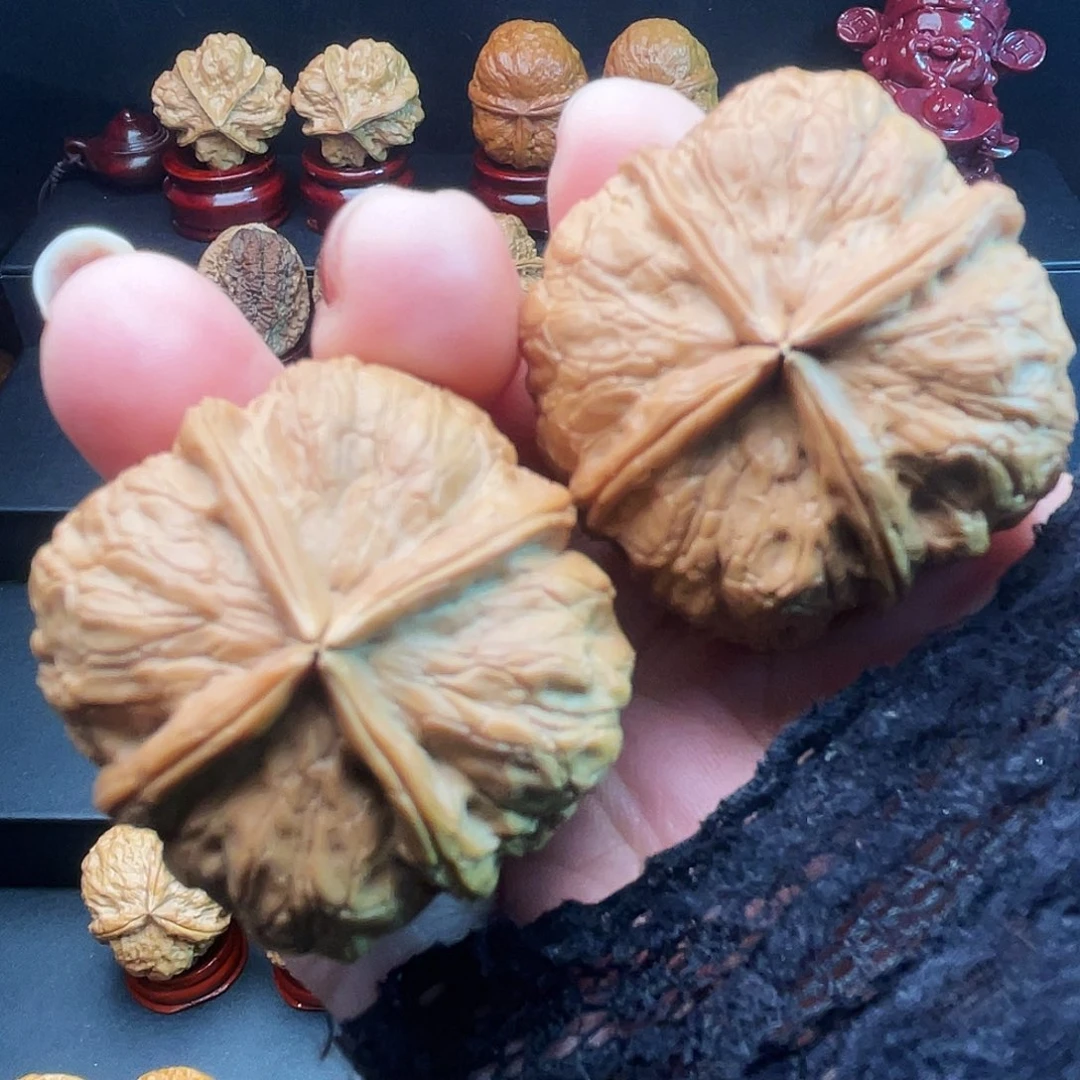 文玩核桃吊坠炸四……