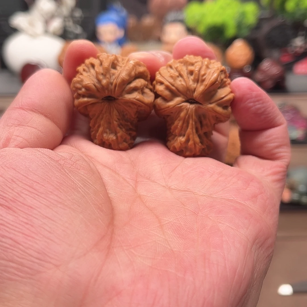 桃核把件蘑菇云核桃