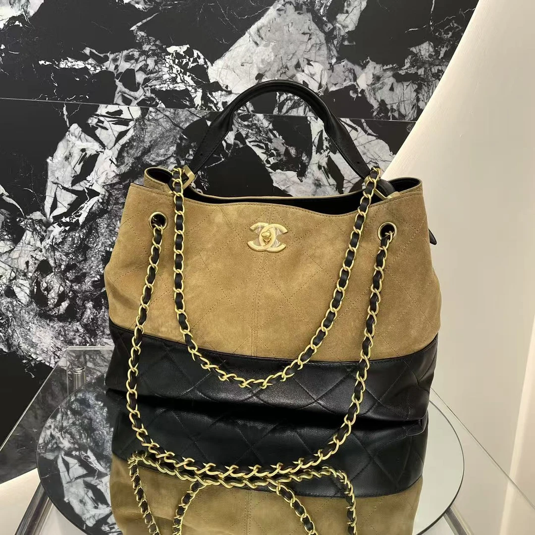 未使用 Chanel/香奈儿 25A 浅棕色麂皮拼羊皮tote 小号 单肩包