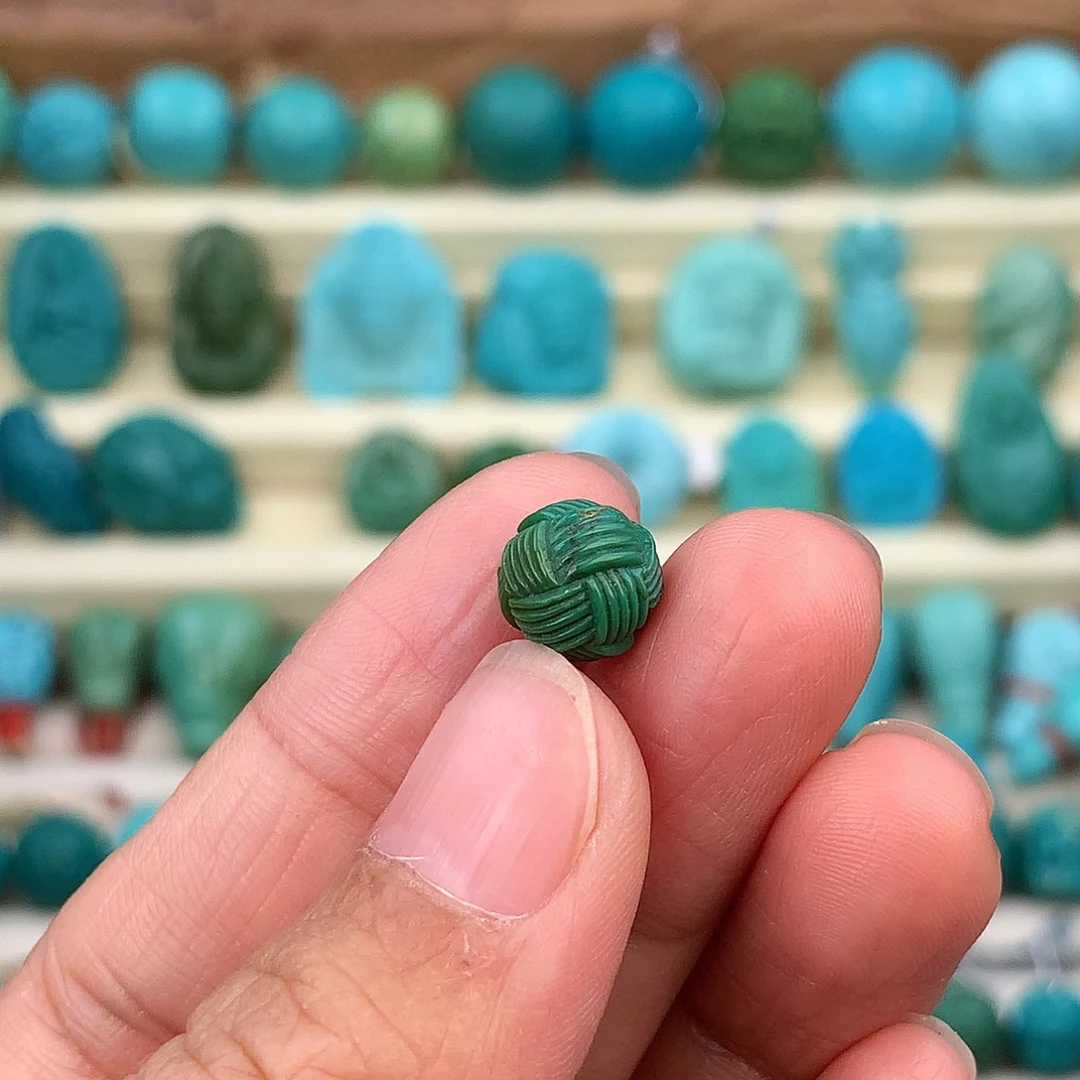 绿松石未镶嵌珠宝奇石8.2