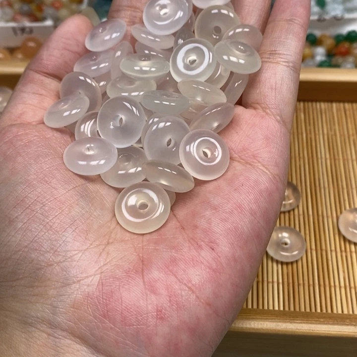 未镶嵌颈饰玛瑙/玉髓10个平安扣