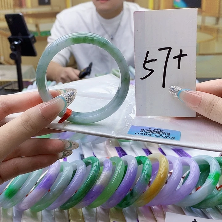 翡翠未镶嵌手镯nn