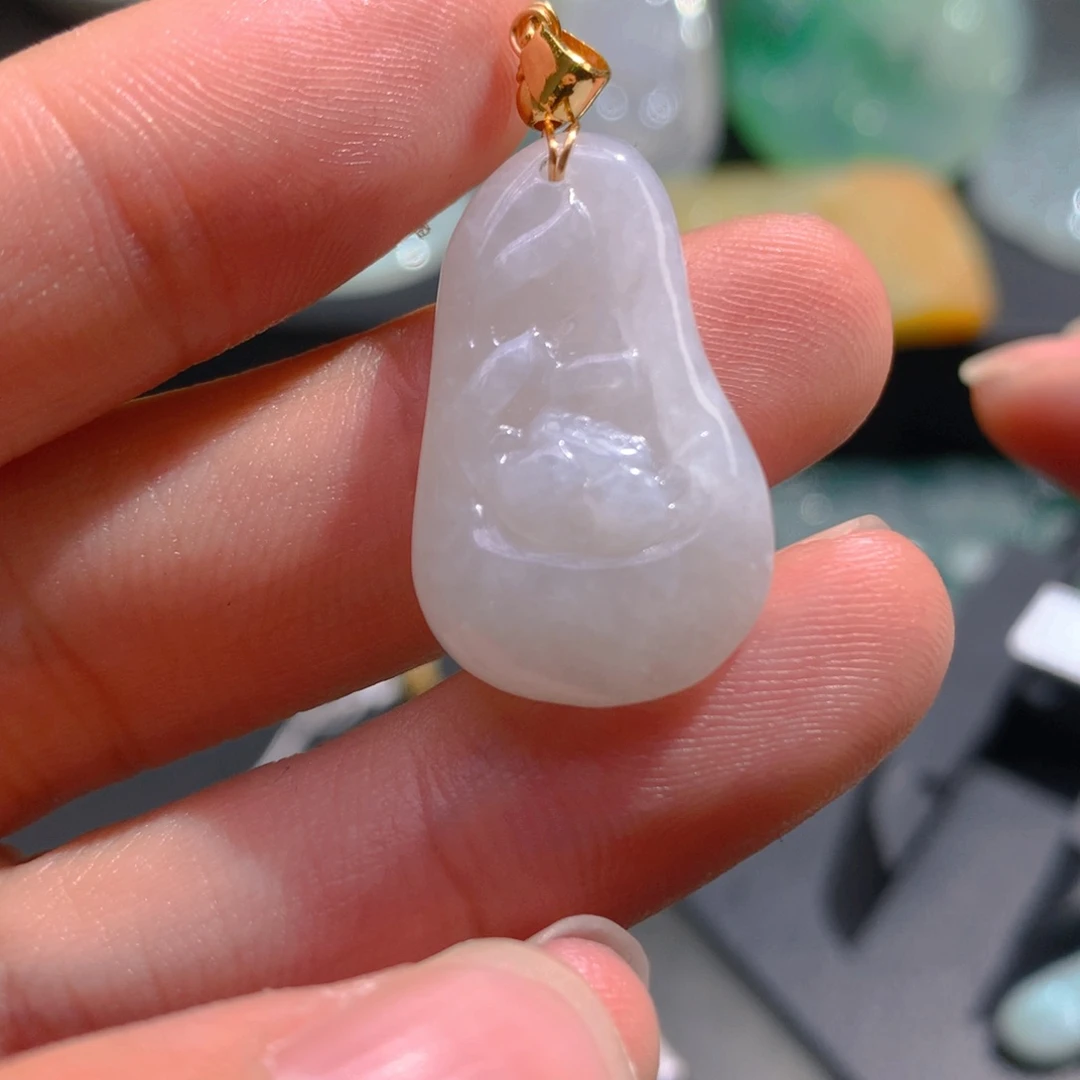 翡翠未镶嵌颈饰翡翠