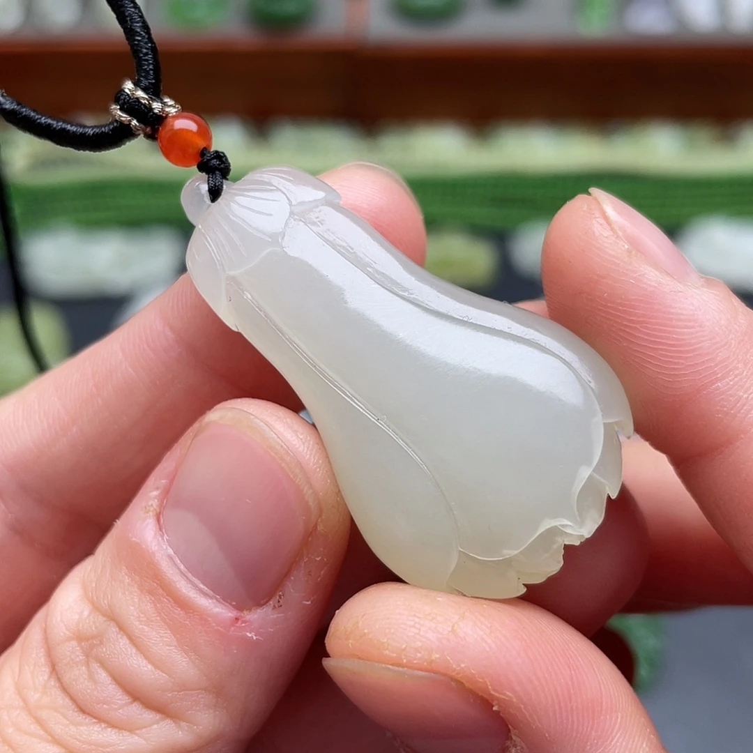 和田玉未镶嵌颈饰冰晴玉兰花吊坠