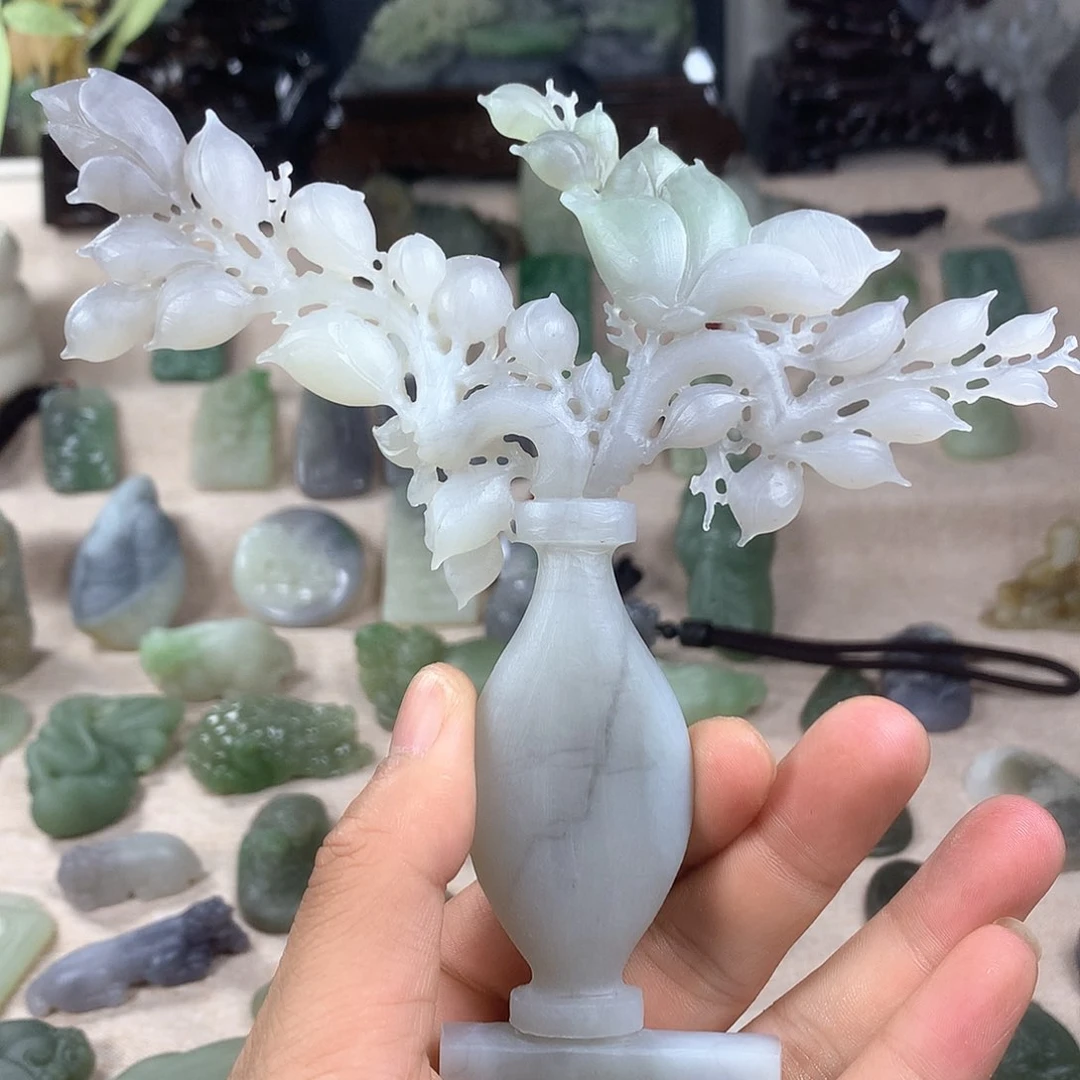 颈饰未镶嵌和田玉