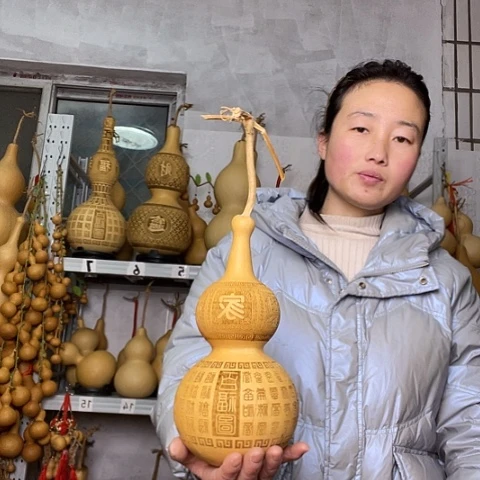 幸***门天然植物葫芦文玩