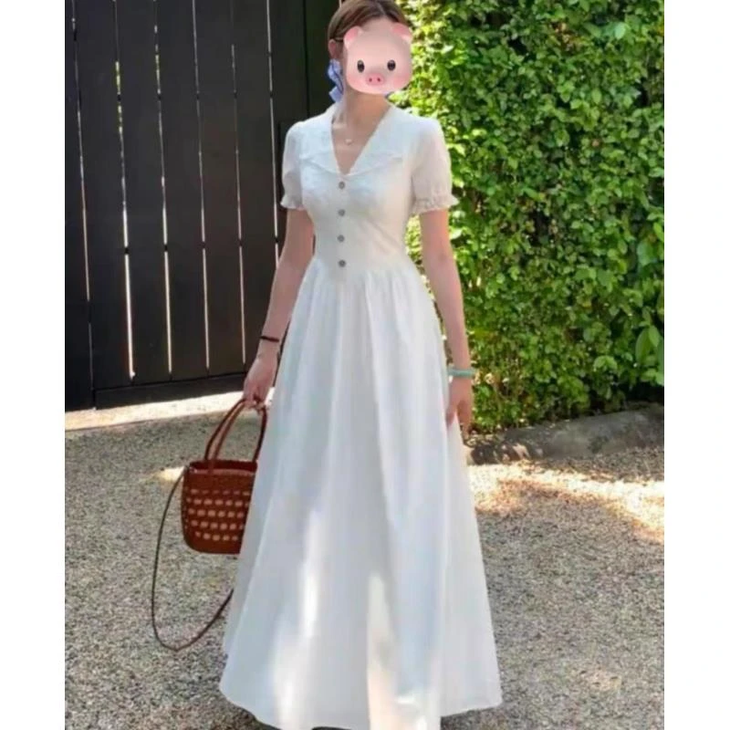 大码A字裙显瘦女装温柔夏季白色气质连衣裙复古法式长裙V领6360