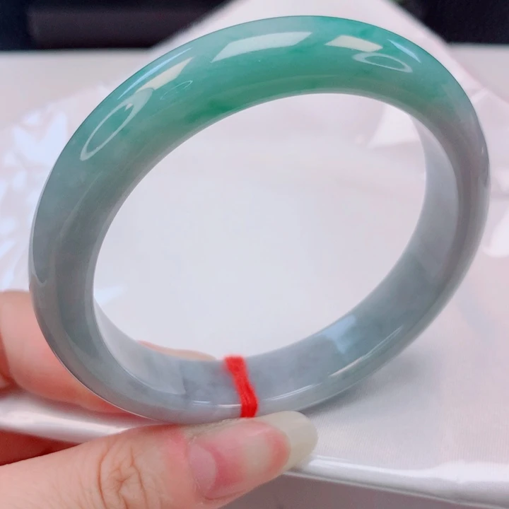 翡翠未镶嵌手镯58圈