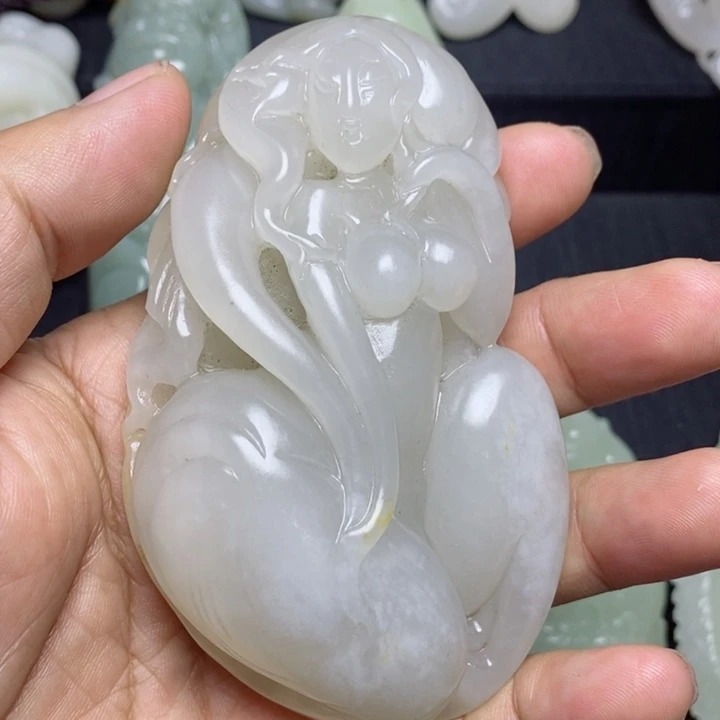 和田玉颈饰未镶嵌