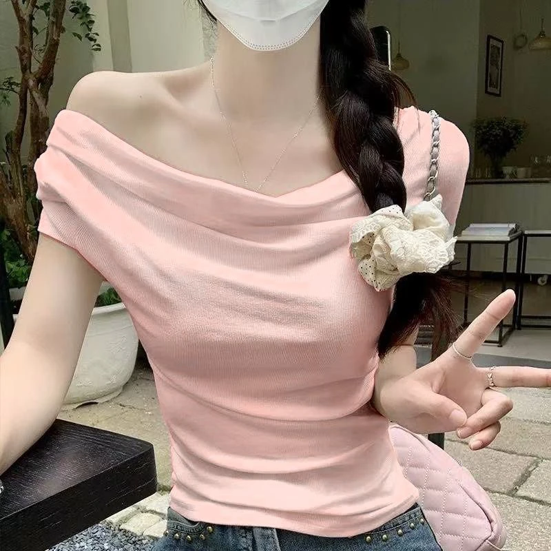 休闲风一字肩荡领少女风短袖T恤常规款纯色常规短款