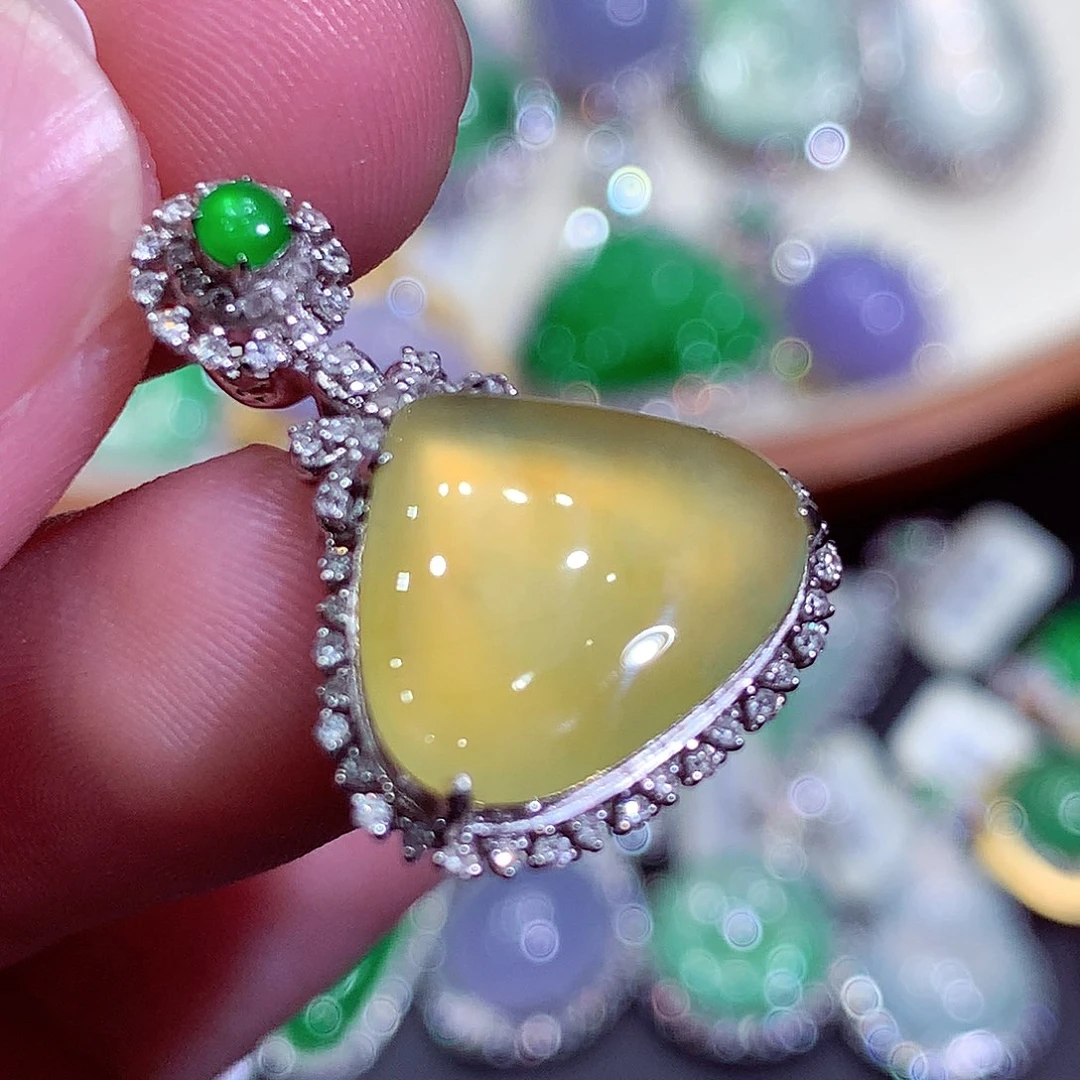 翡翠18K金镶嵌吊坠(不含链)