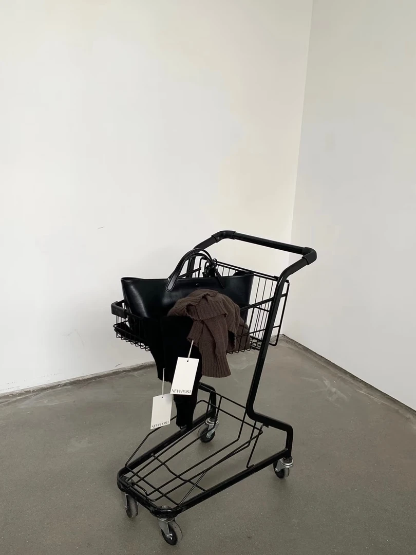 孤品直播间扣号下单～纯欲上衣千金清冷感贵系衣服