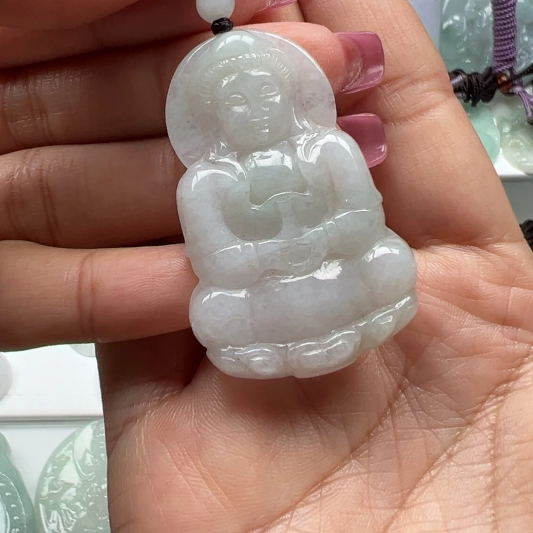 翡翠颈饰未镶嵌观音