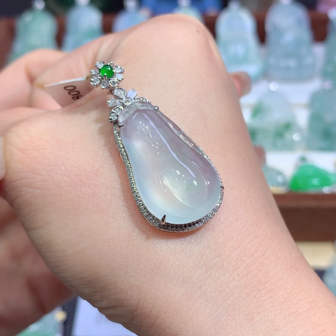 吊坠(不含链)18K金镶嵌翡翠天然缅甸A货翡翠揭阳工福瓜