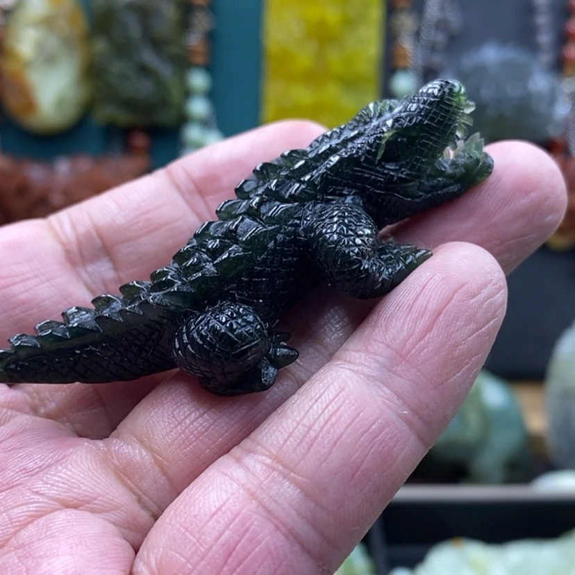 【闪购商品】未镶嵌蛇纹石玉吊坠