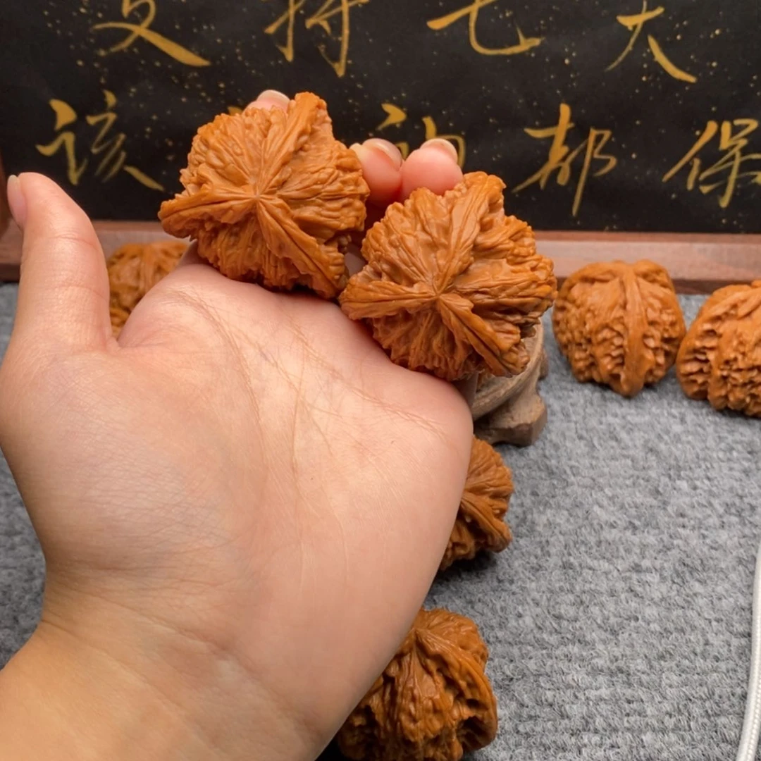 【闪购商品】吊坠文玩核桃小*子