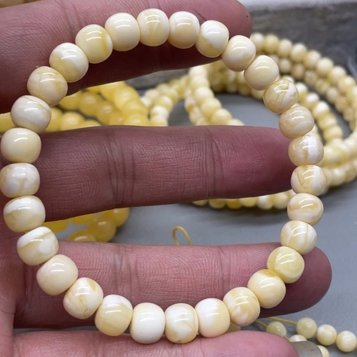 琥珀未镶嵌裸石手串