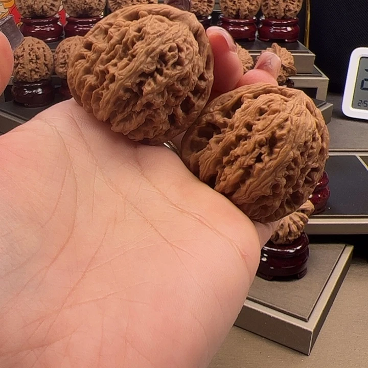 文玩核桃把件41 南疆石a-021