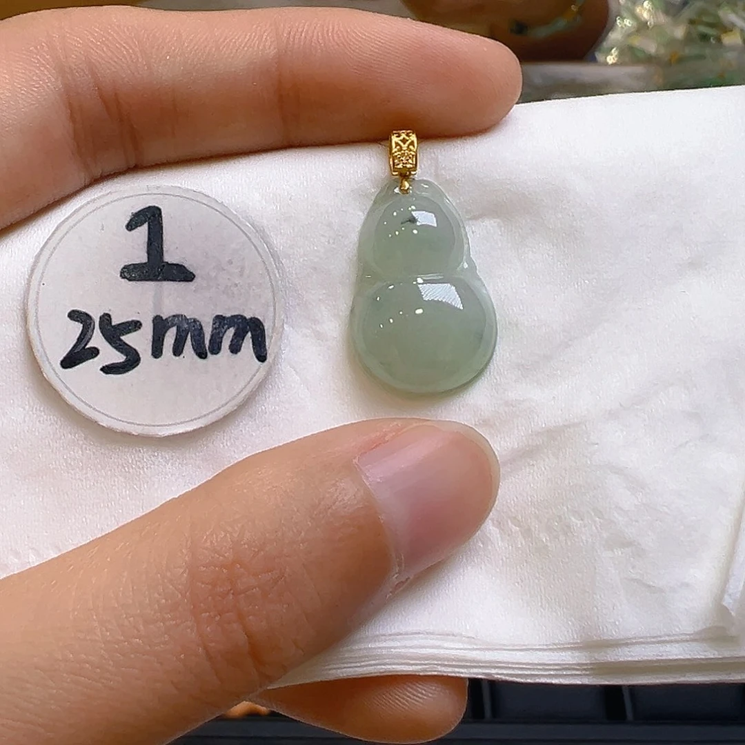 翡翠吊坠(不含链)18K金镶嵌翡翠