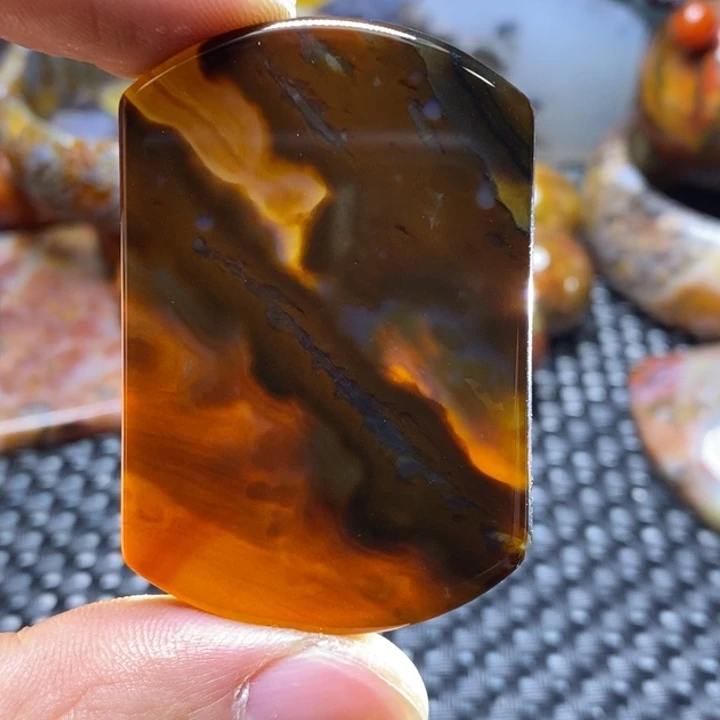 玛瑙/玉髓颈饰未镶嵌