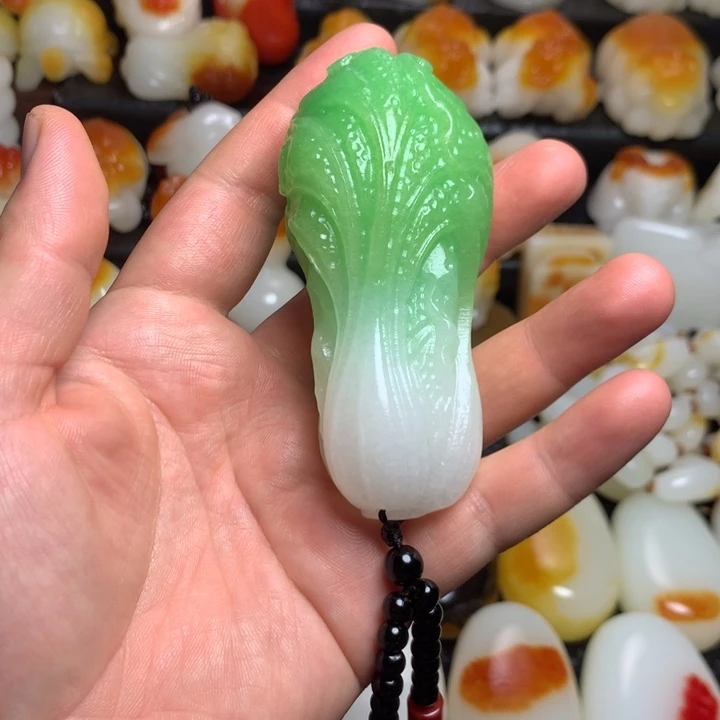 新疆戈壁石五彩石