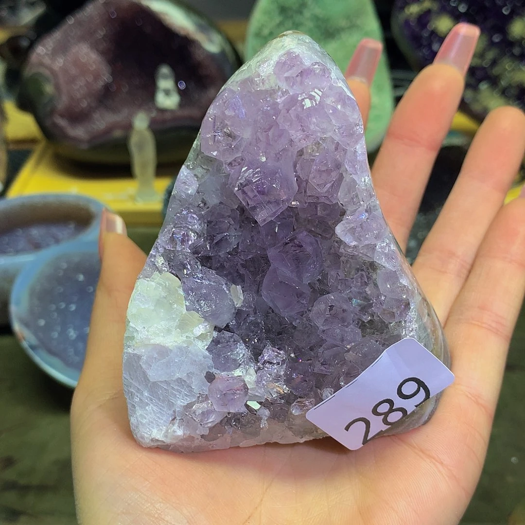紫晶大型摆件（非配饰）未镶嵌