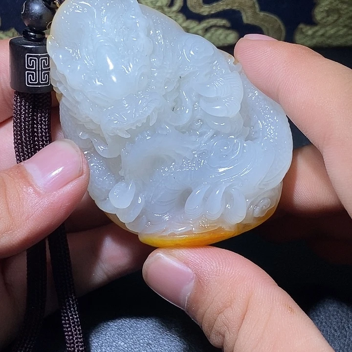 尊***p和田玉未镶嵌颈饰CC