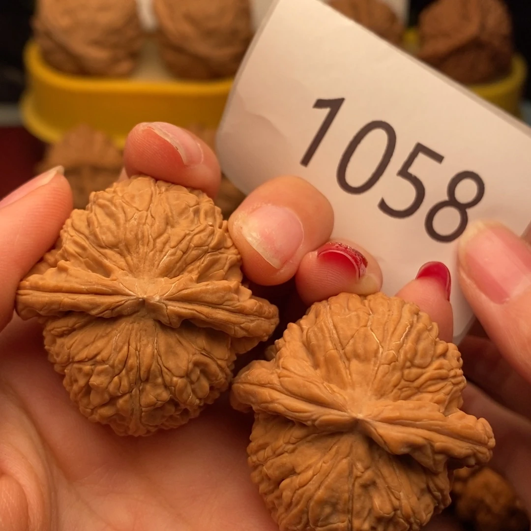 把件桃核白狮子41……