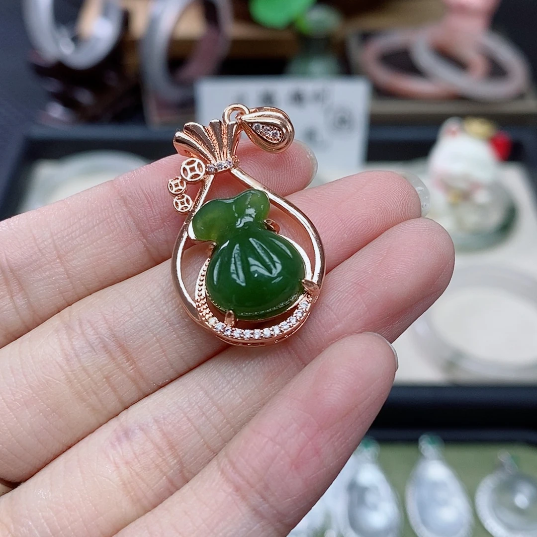 和田玉（碧玉）未镶嵌颈饰