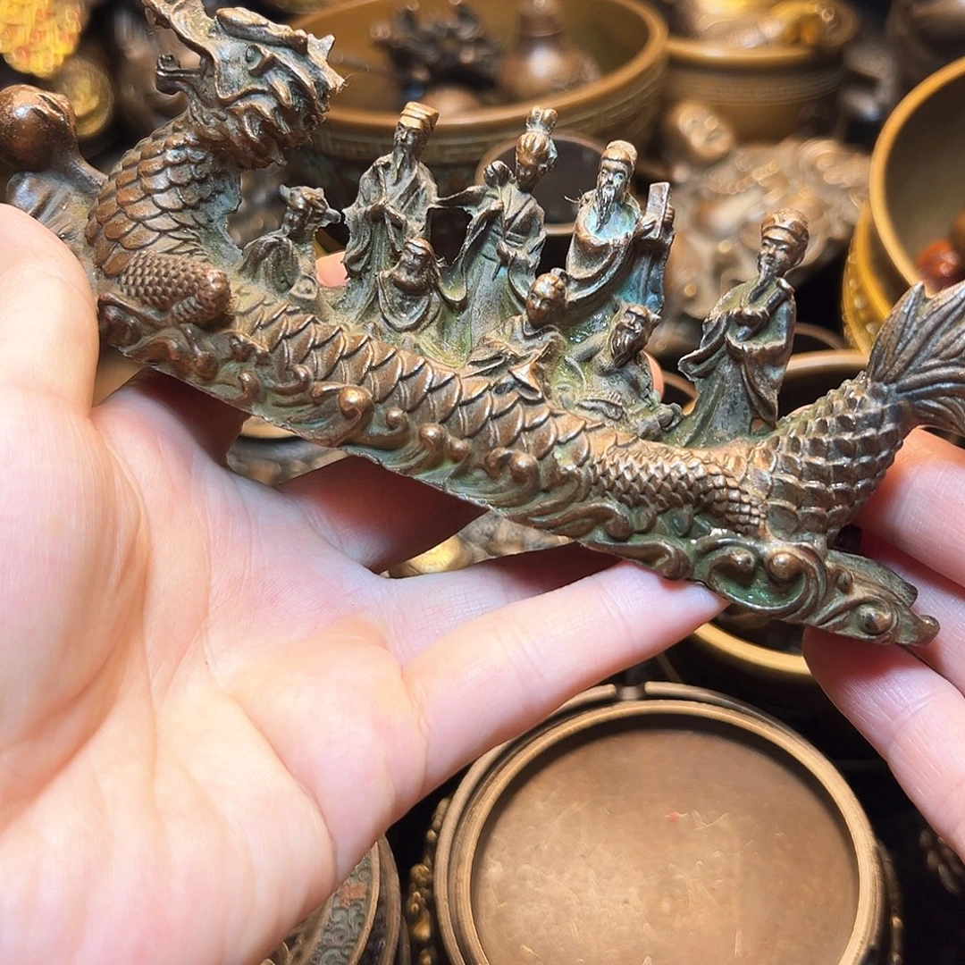 精美铜器工艺品等