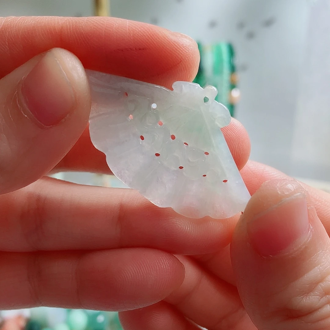 翡翠未镶嵌颈饰02