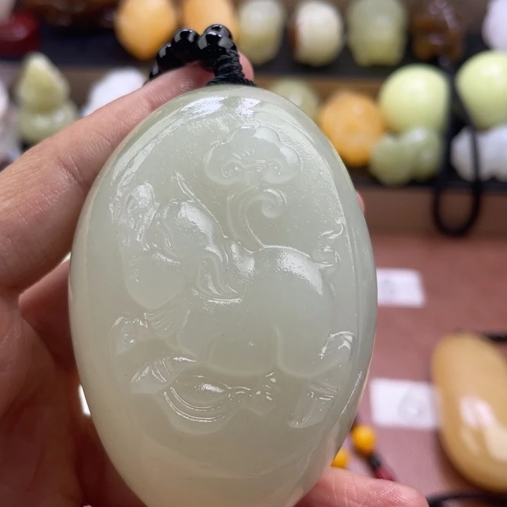 用***2石材天然古青石手把件
