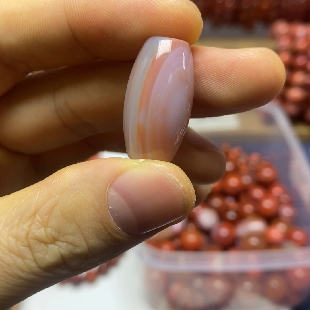 南红玛瑙未镶嵌挂件