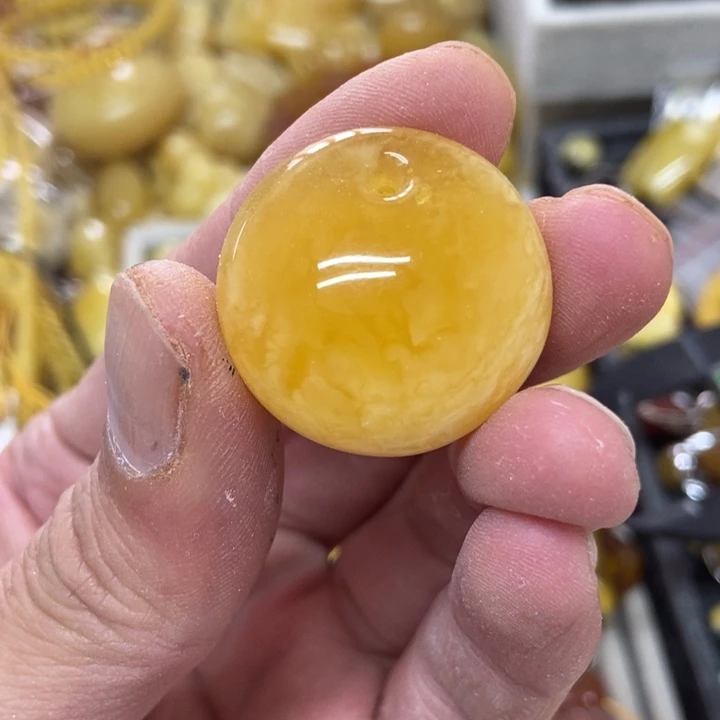 未镶嵌蜜蜡裸石吊坠