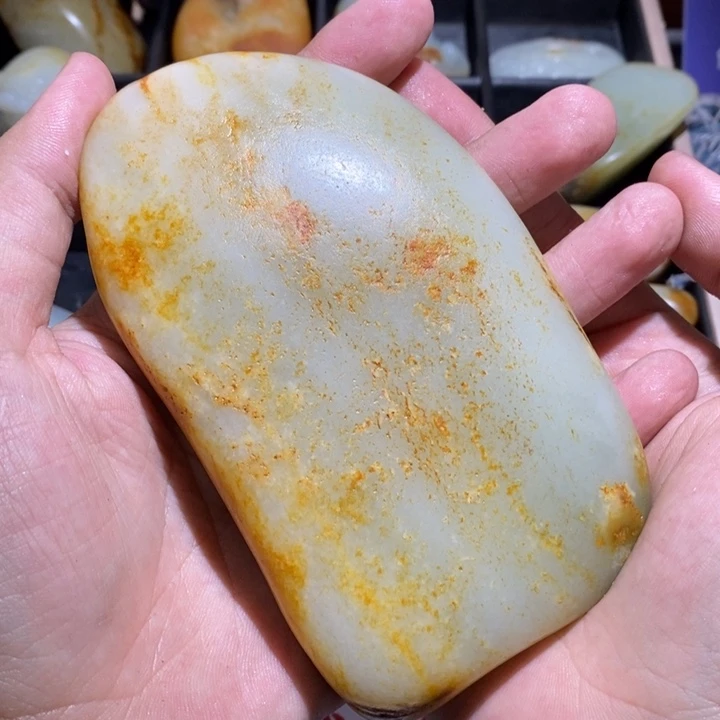 和田玉（糖玉）未镶嵌颈饰小*鼻