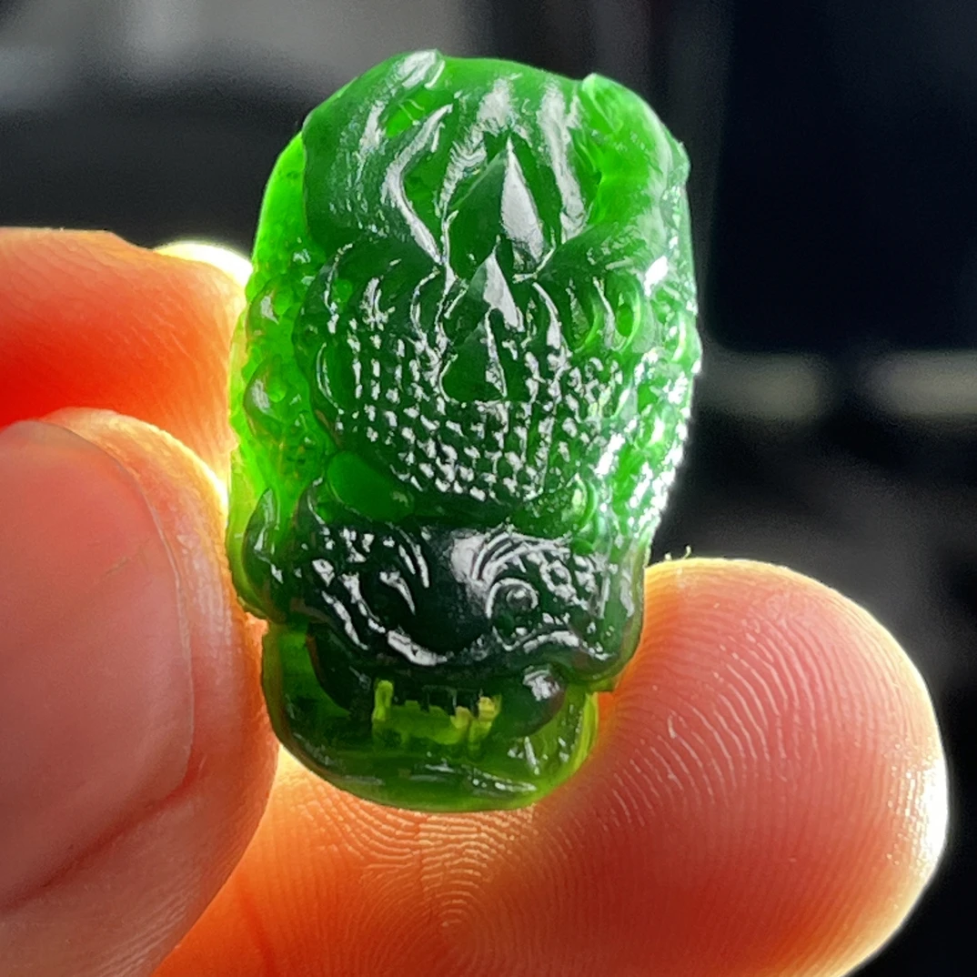 天然缅甸A货翡翠冰蓝水龙头毛货买断需抛光