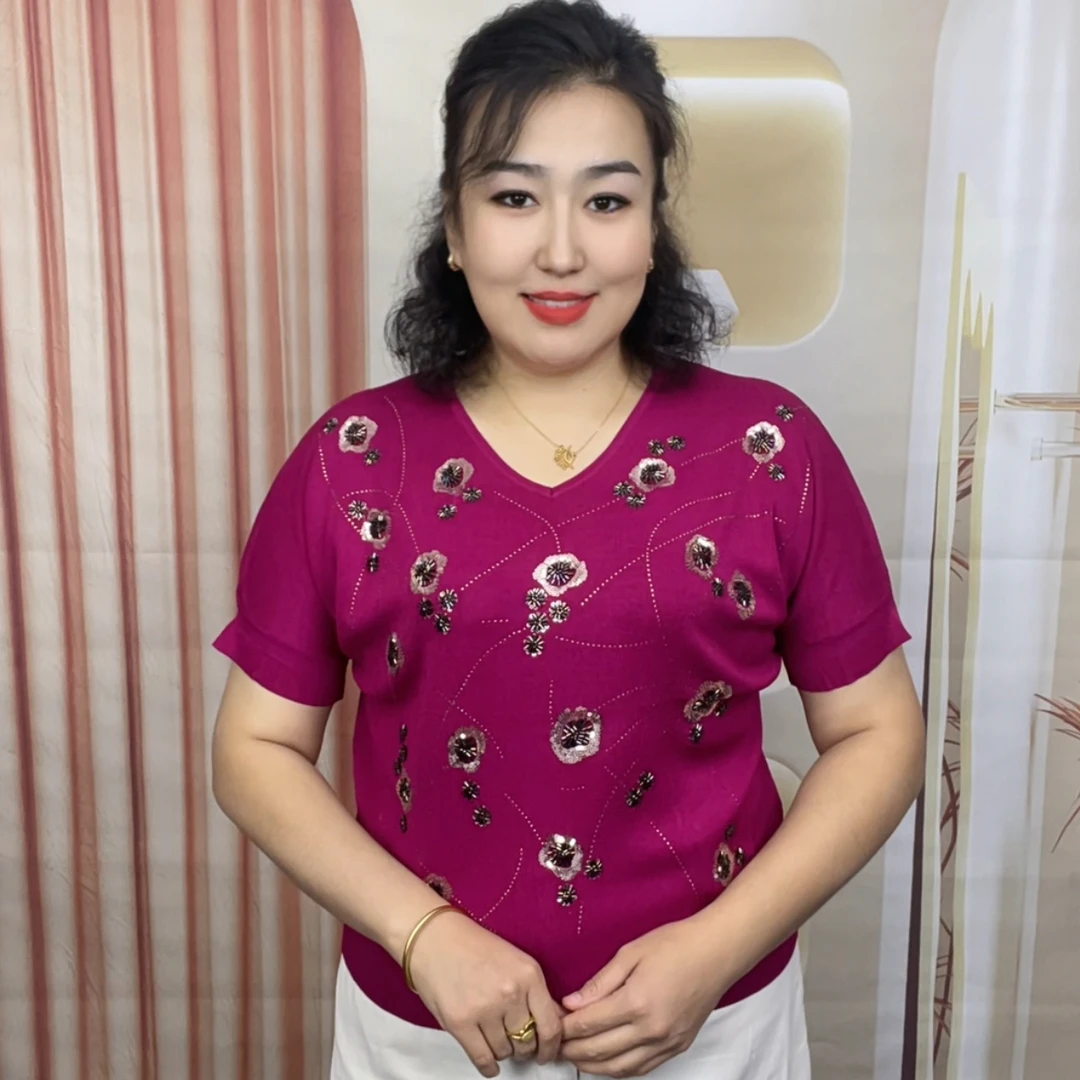 新款针织面料上衣55--90kg