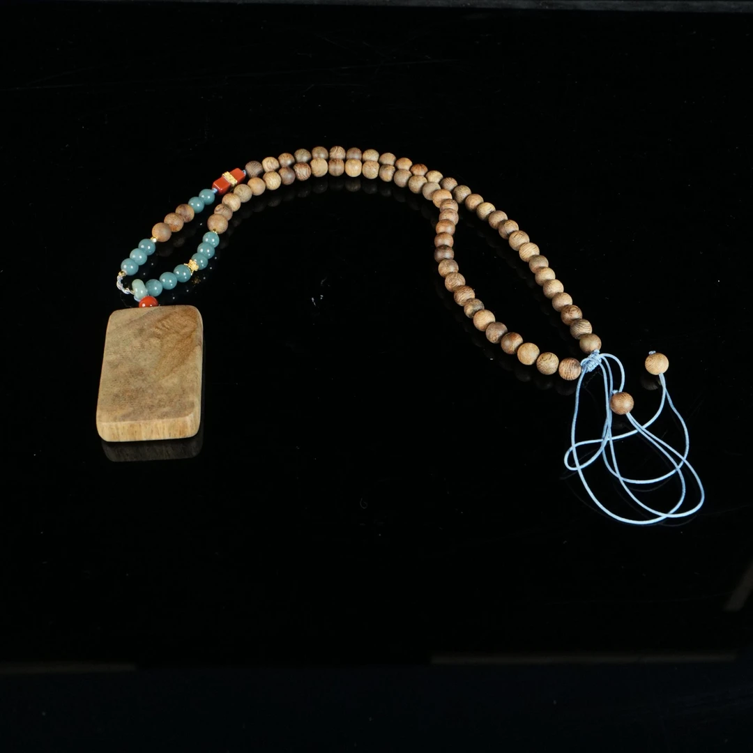 B5607 东马熟结树心老料沉香diy项链 5.02x2.98x0.94cm 21.9g