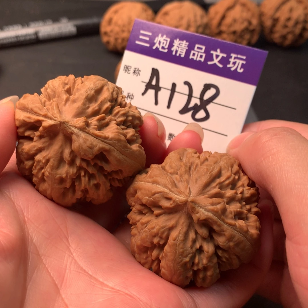吊坠文玩核桃霸王