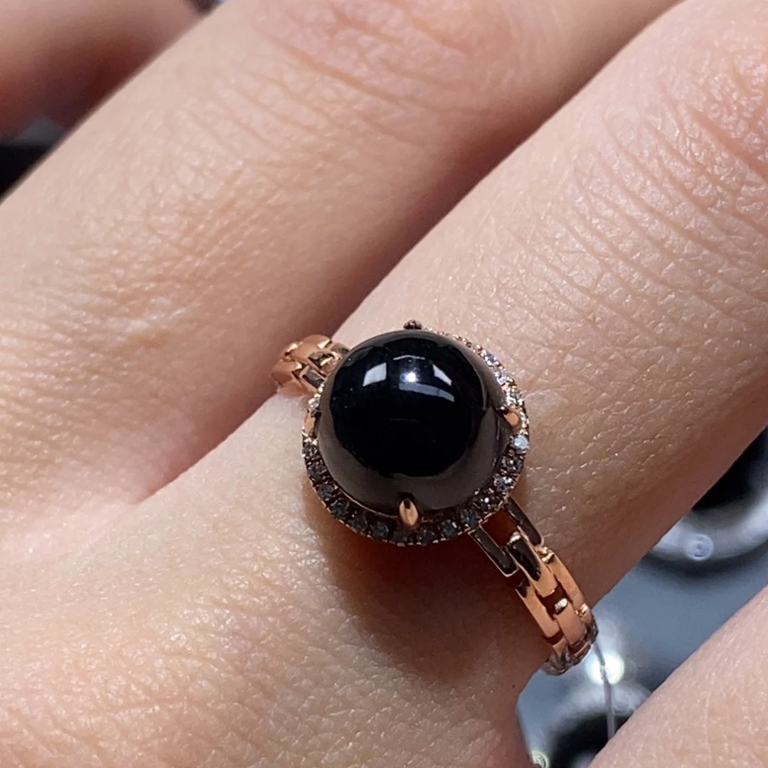 18K金镶嵌戒指翡翠