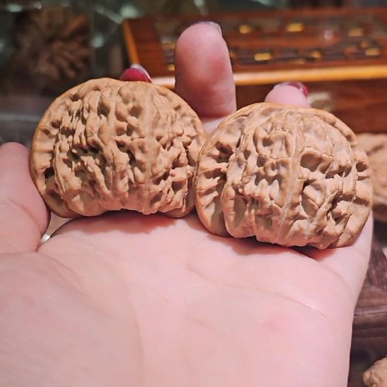 德***爸吊坠文玩核桃45闷白