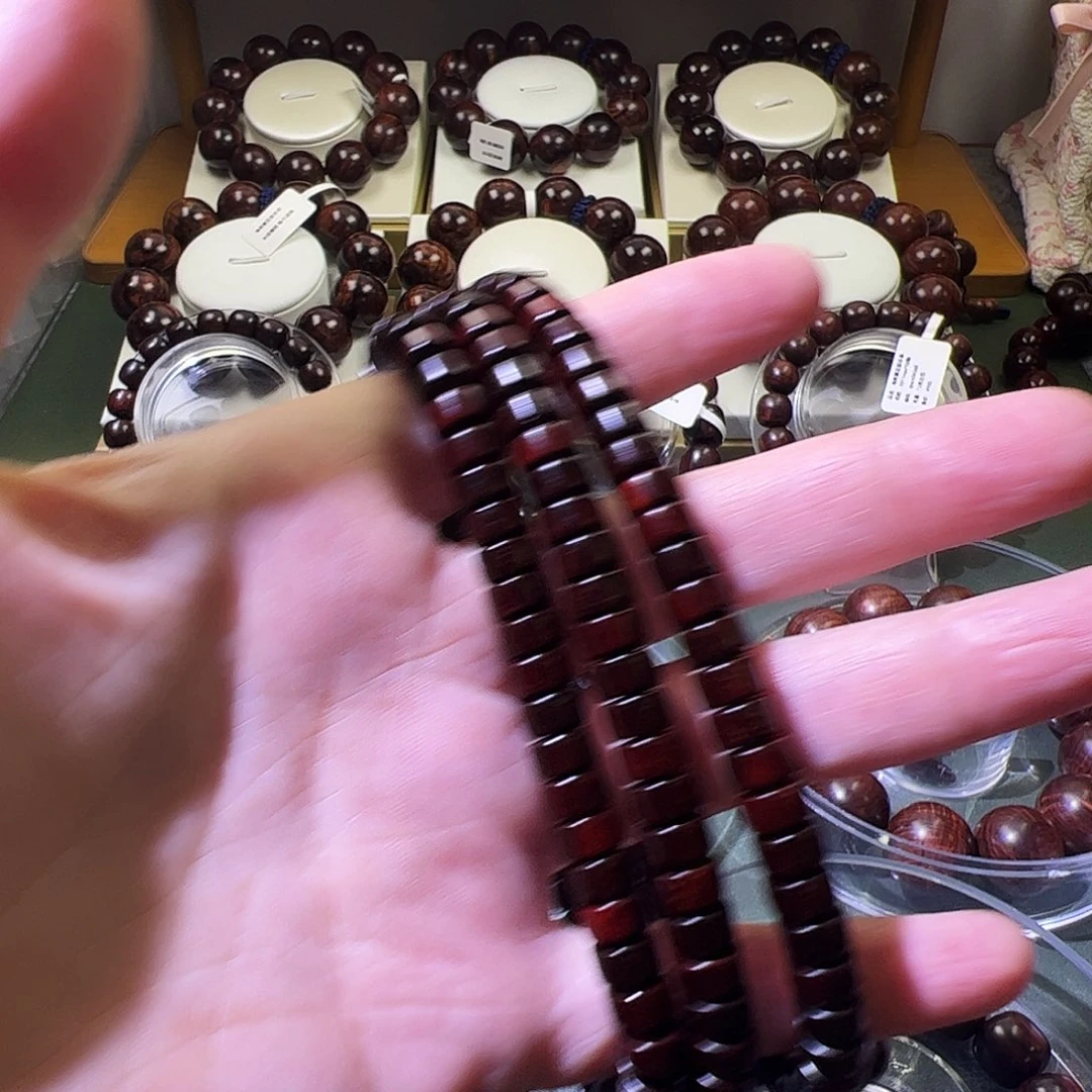 木质类小叶紫檀佛珠手串