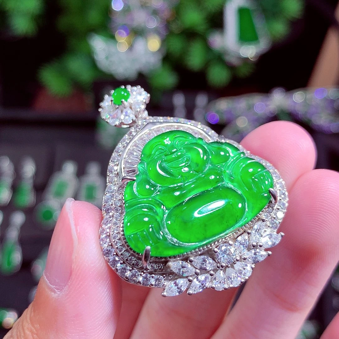 颈饰未镶嵌翡翠天然