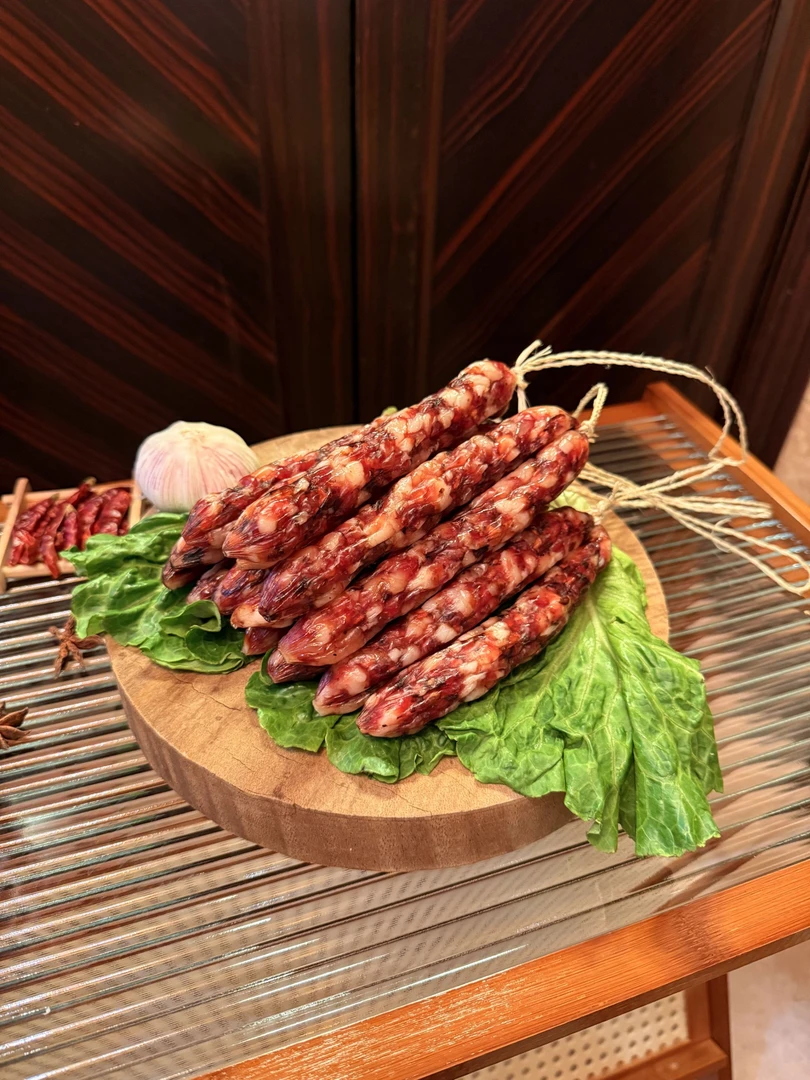 冬菇腊肠精选纯猪肉手工新鲜灌制腊肠