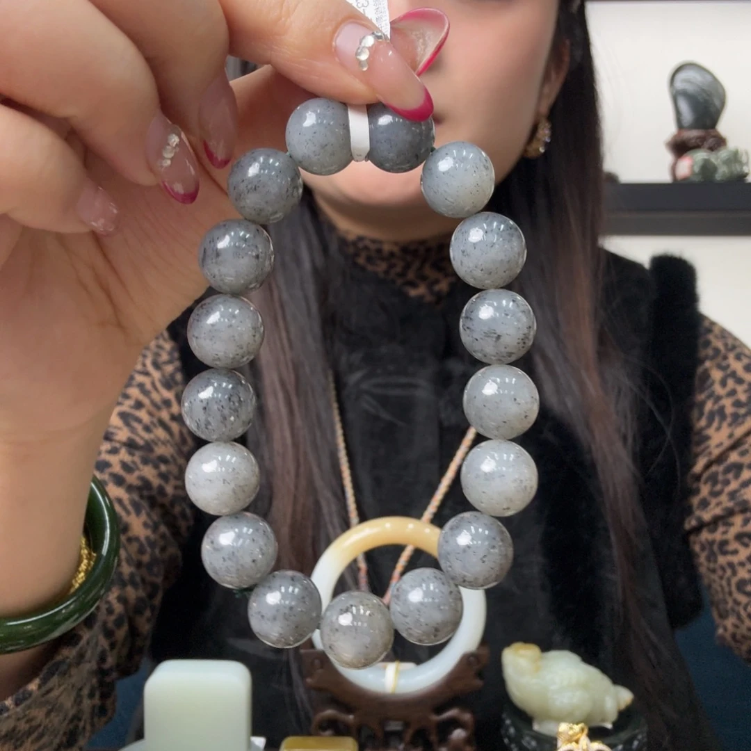 和田玉未镶嵌手串